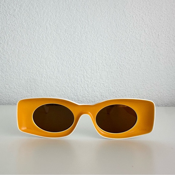 - NEW!!! Loewe Paula Ibiza sunglasses LW40033I 39E Authentic - Picture 3 of 8